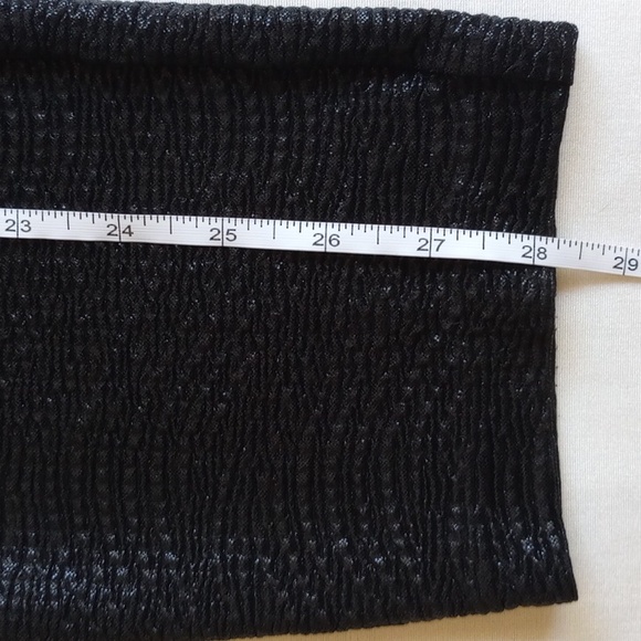 BCBG Textured Pull On Baggy Ankle Pants M Black Pockets - Picture 8 of 8